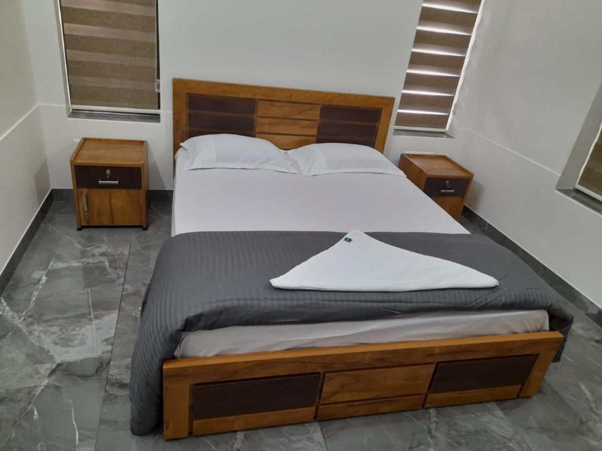 Milestone Inn Sultan Bathery Dış mekan fotoğraf